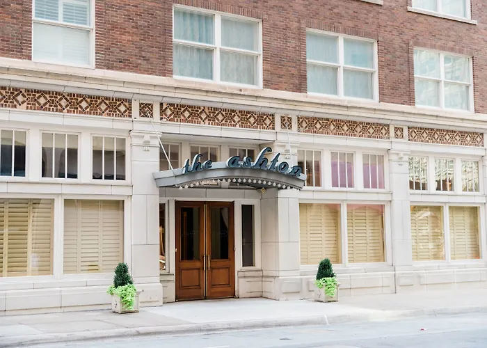 The Ashton Hotel 3*